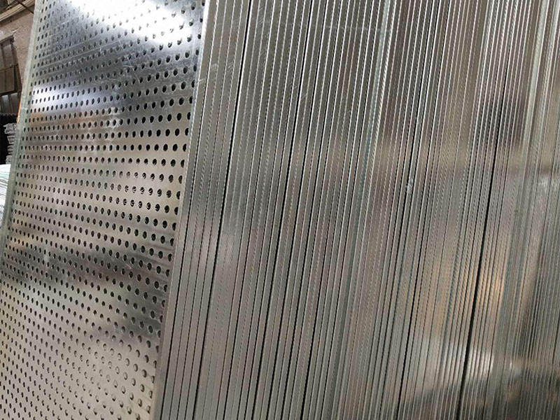 不锈钢钢冲孔网